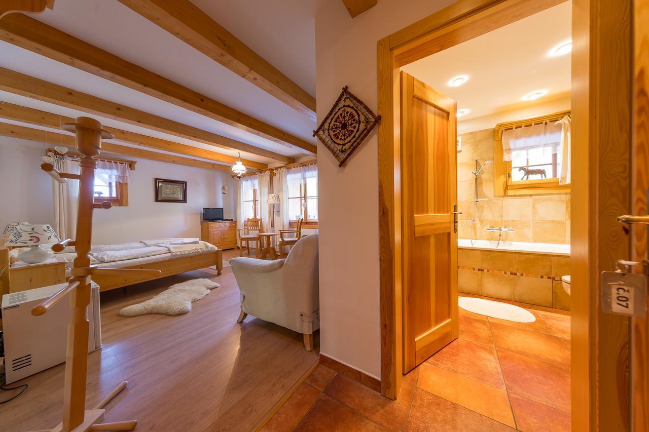 Valasske Chalupy Kycerka Hotel Velke Karlovice Luaran gambar