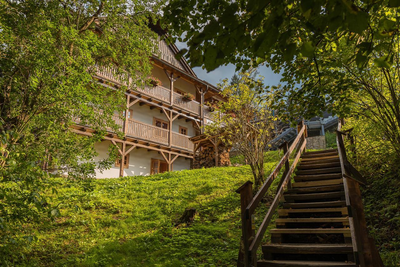 Valasske Chalupy Kycerka Hotel Velke Karlovice Luaran gambar