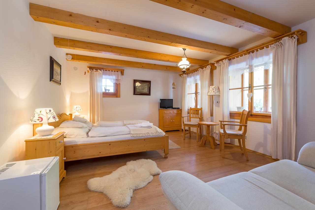 Valasske Chalupy Kycerka Hotel Velke Karlovice Luaran gambar
