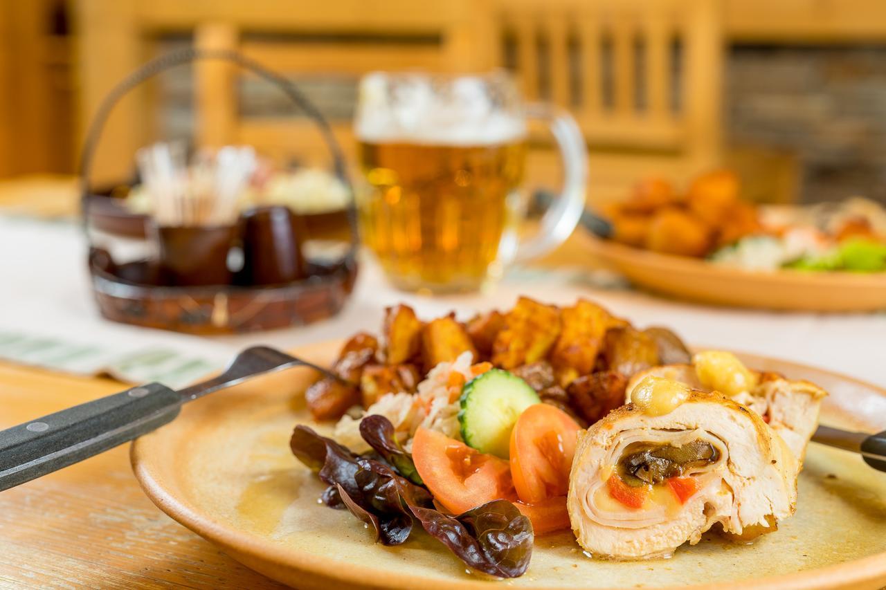 Valasske Chalupy Kycerka Hotel Velke Karlovice Luaran gambar