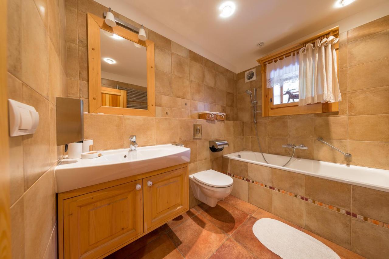 Valasske Chalupy Kycerka Hotel Velke Karlovice Luaran gambar